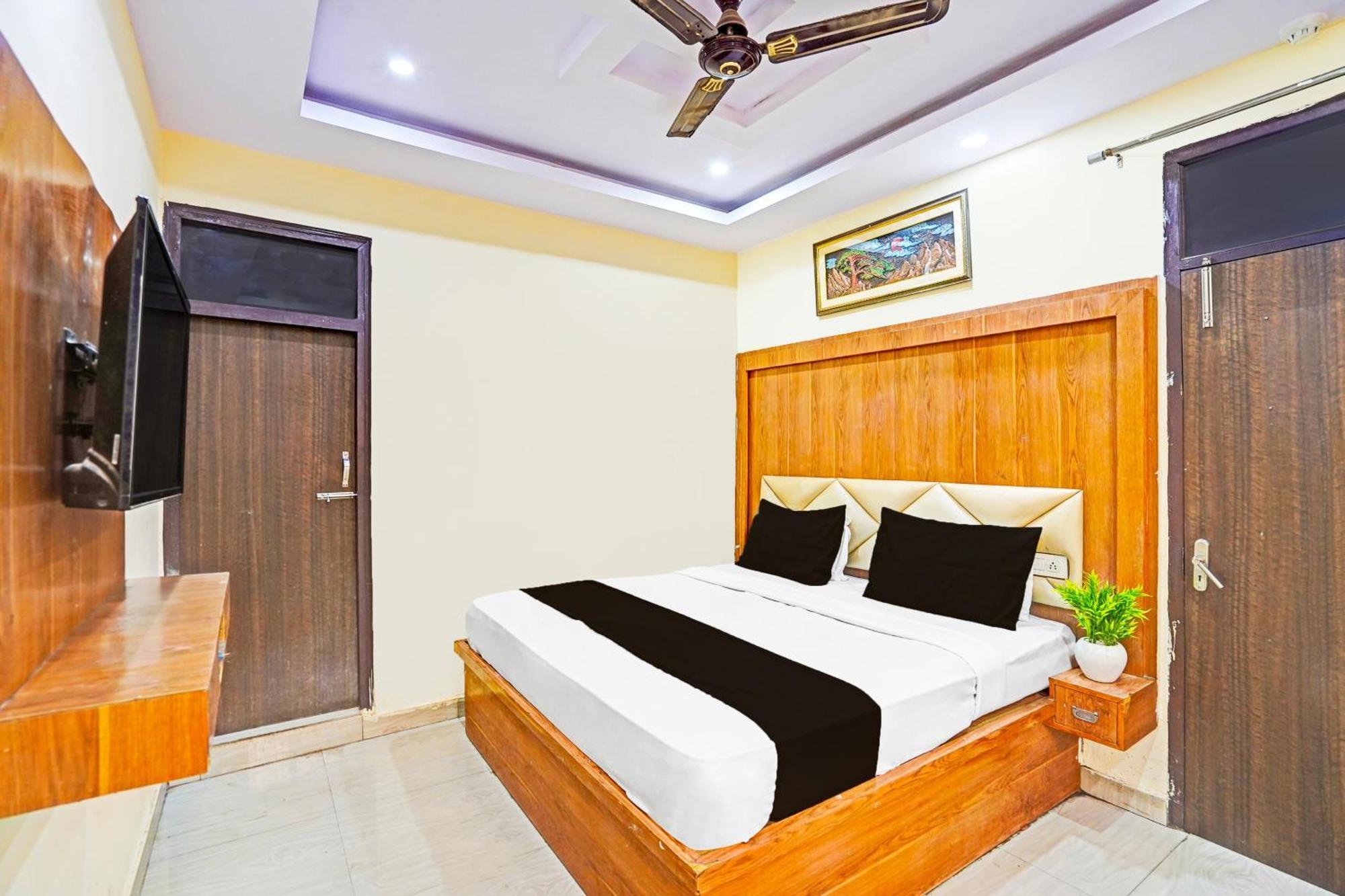 לקנאו Super Hotel O Charbagh Formerly Khalsa Inn מראה חיצוני תמונה