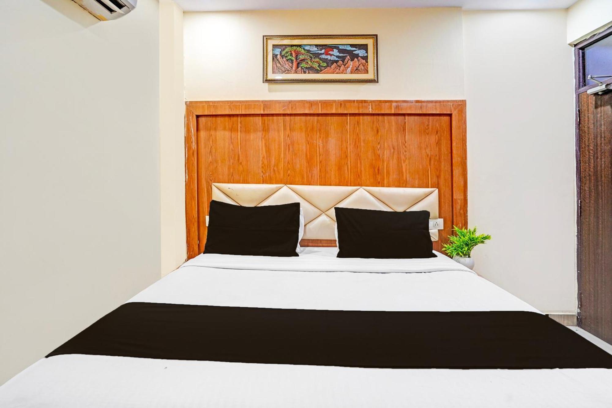 לקנאו Super Hotel O Charbagh Formerly Khalsa Inn מראה חיצוני תמונה