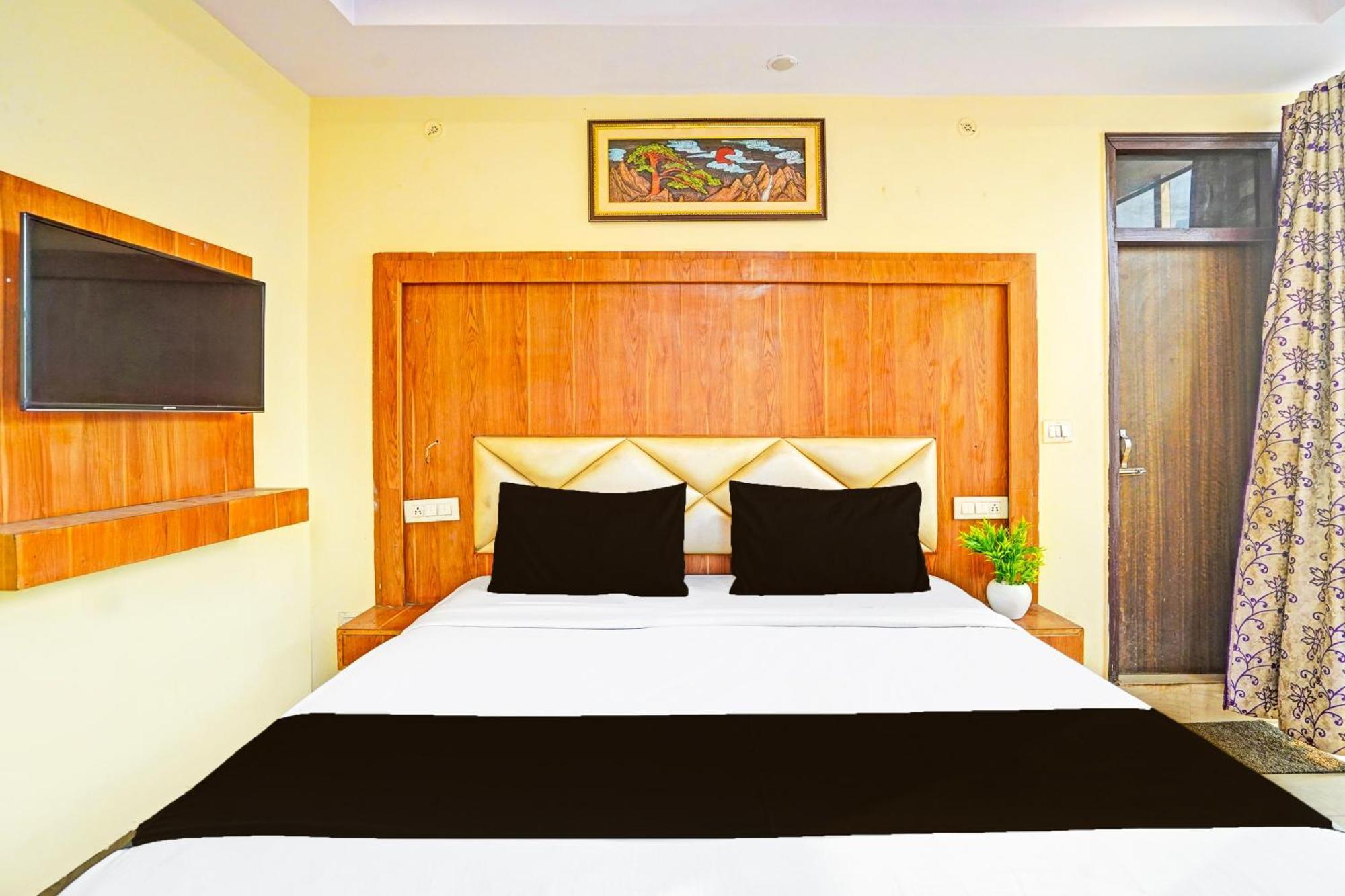 לקנאו Super Hotel O Charbagh Formerly Khalsa Inn מראה חיצוני תמונה