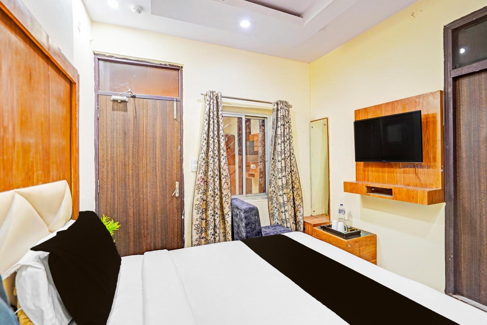 לקנאו Super Hotel O Charbagh Formerly Khalsa Inn מראה חיצוני תמונה