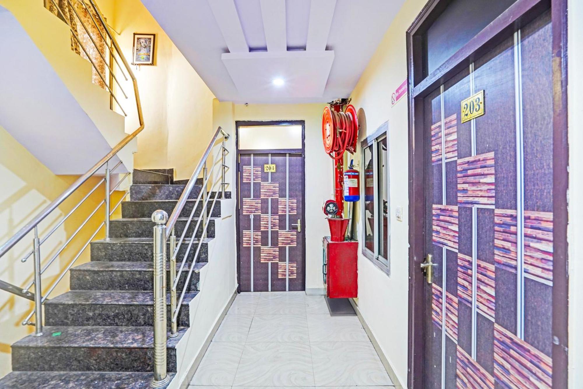 לקנאו Super Hotel O Charbagh Formerly Khalsa Inn מראה חיצוני תמונה